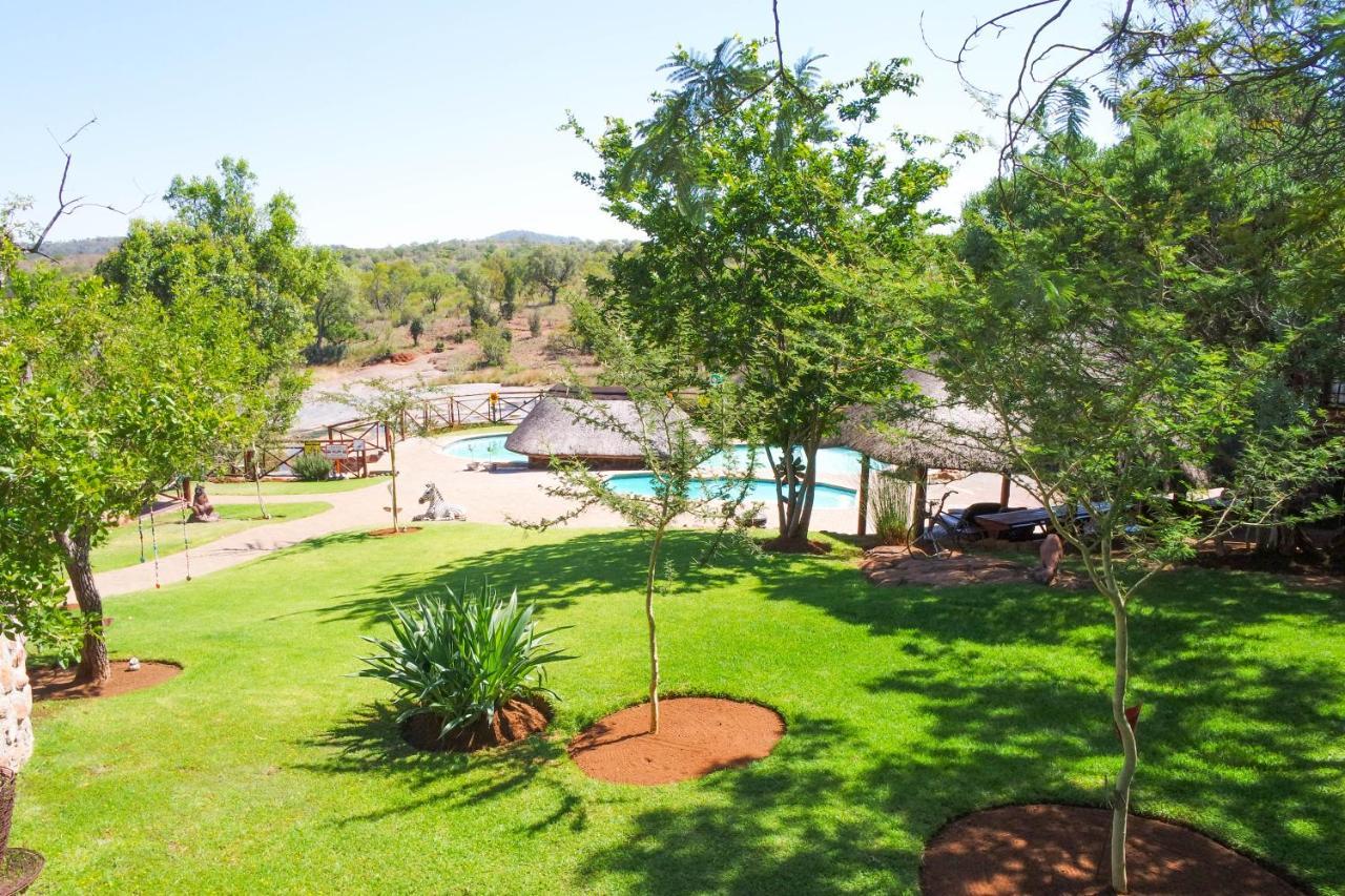 Roossenekal Thandabantu Game Lodge מראה חיצוני תמונה