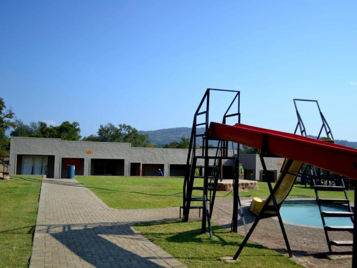 Roossenekal Thandabantu Game Lodge מראה חיצוני תמונה