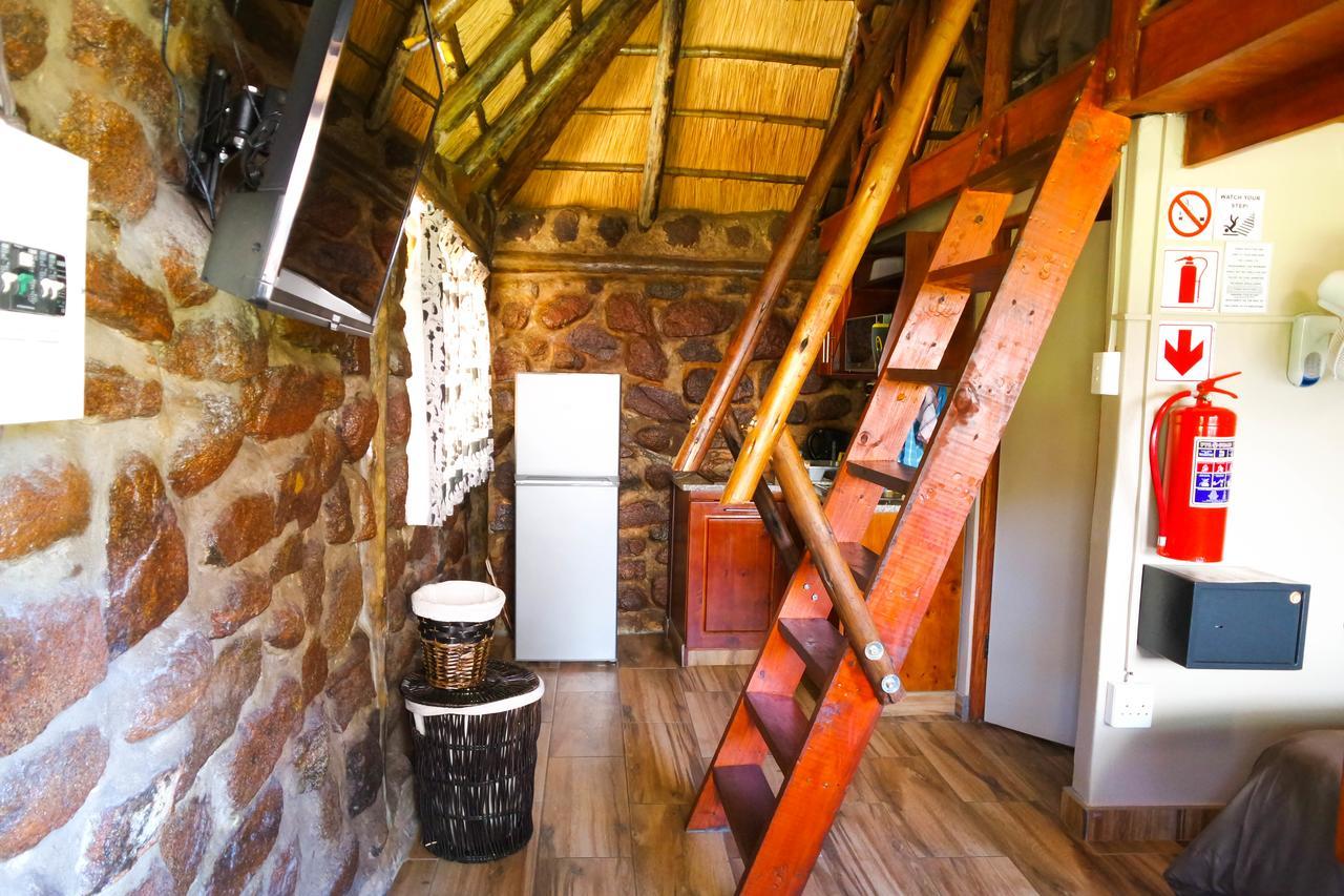 Roossenekal Thandabantu Game Lodge מראה חיצוני תמונה