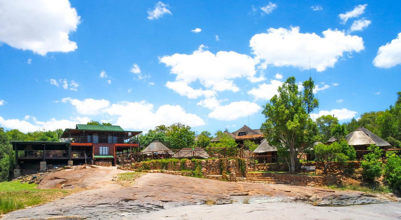 Roossenekal Thandabantu Game Lodge מראה חיצוני תמונה