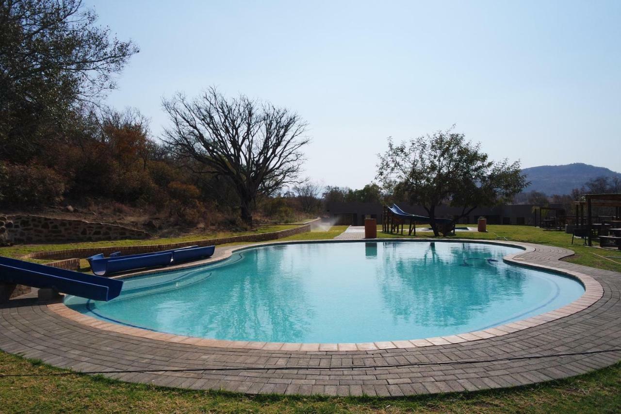 Roossenekal Thandabantu Game Lodge מראה חיצוני תמונה